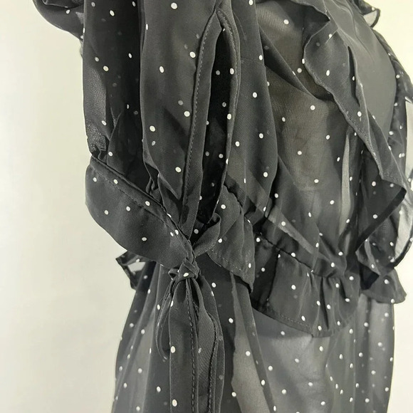 Torrid Sheer Black and White Ruffled Polka Dot Blouse NWT $44.90 Size 00 - Picture 7 of 9